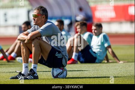 31. August 2021, Madrid, Comunidad de Madrid, Spanien: Ein Foto des spanischen Fußballverbandes (RFEF) zeigt den spanischen Nationaltrainer Luis Enrique während des Trainings in der Fußballstadt Las Rozas, Spanien, am 31. August 2021. (Kreditbild: © Rfef/Handout via ZUMA Press Wire) Stockfoto