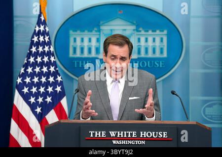 Januar 2024, Washington, DC, USA: Washington (USA), 29.01.2024.- der strategische Kommunikationskoordinator des Nationalen Sicherheitsrats John Kirby spricht während eines Pressebriefings im Weißen Haus in Washington, DC, USA, am 29. Januar 2024. (Bild: © Yuri Gripas/POOL via ZUMA Press Wire) Stockfoto