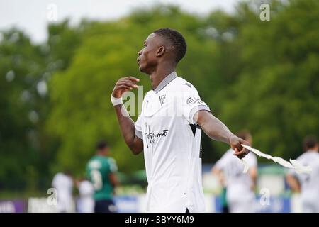 Toronto, Kanada. Juli 2025. Ndiaye Pathé #25 von Vancouver FC spielt beim Spiel der kanadischen Premier League zwischen Vancouver FC und York United im York Lions Stadium. Am 19. Juli 2025 in Toronto, Kanada. (Foto: Leonardo Ramirez/Eyepix Group/SIPA USA) Credit: SIPA USA/Alamy Live News Stockfoto