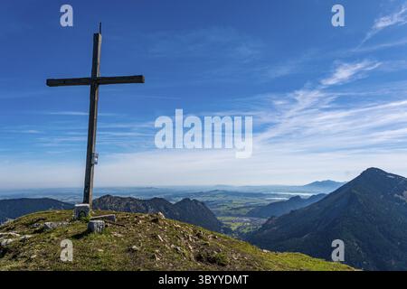Eine gemütliche Wanderung von Zoeblen Zugspitzblick zum Schoenkahler im wunderschönen Tannheimer Valley Stockfoto