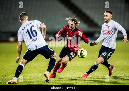 25. Oktober 2020, Dänemark: Aarhus, Dänemark. Oktober 2020. Rasmus Falk (33) vom FC Kopenhagen während des 3F Superliga-Spiels zwischen Aarhus GF und FC Kopenhagen im Ceres Park in Aarhus., Credit:lasse Lagoni / Gonzales Photo / ZUMA Press (Credit Image: © lasse Lagoni / Gonzales/Gonzales Photo via ZUMA Press) Stockfoto