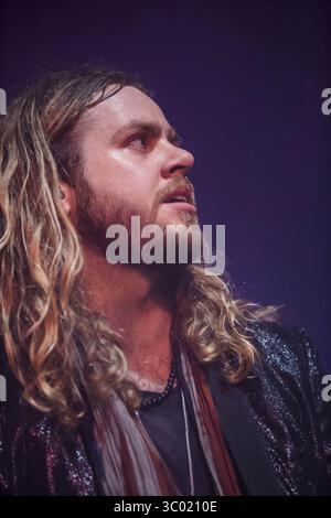 Juni 2018 - Bergen, Norwegen - Norwegen, Bergen - 12. Juni 2018. Die englische Rockband The Struts gibt ein Live-Konzert während des norwegischen Musikfestivals Bergenfest 2015 in Bergen. Hier ist Gitarrist Adam Slack live auf der Bühne zu sehen. (Foto: Gonzales Photo - Jarle H. Moe) (Foto: © Jarle H. Moe/Gonzales Photo via ZUMA Press) Stockfoto