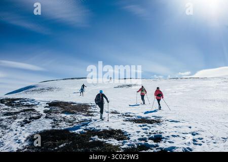 März 2016, Moen, Norwegen: Moen, Norwegen - 23. März 2016. Leute, die im Sulseter Resort Ski fahren. (Foto: © Malthe Ivarsson/Gonzales Foto via ZUMA Press) Stockfoto