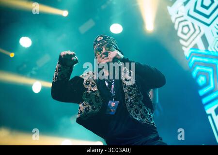 30. April 2018 - Bergen, Norwegen - Norwegen, Bergen - 30. April 2018. Der schwedische Eurodance-Act Dr. Bombay gibt ein Live-Konzert während der We Love the 90 €â šÃ„Ã Show in den Bergenshallen in Bergen. (Foto: Gonzales Photo - Jarle H. Moe) (Foto: © Jarle H. Moe/Gonzales Photo via ZUMA Press) Stockfoto