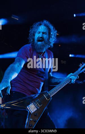 2. Juli 2015 - Roskilde, England, Dänemark - die US-amerikanische Metal-Band Mastodon gibt ein Live-Konzert beim dänischen Musikfestival Roskilde Festival 2015. Hier ist Gitarrist Brent Hinds live auf der Bühne zu sehen. Dänemark, 02/07 2015. (Foto: © Peter Troest/Gonzales Foto via ZUMA Press) Stockfoto