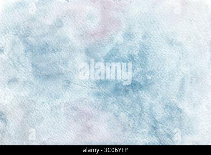 Abstrakter Hintergrund mit Aquarell. Verschiedene Schattierungen von schmutzigem Blau, Lila. Textur Aquarellpapier ist sichtbar. Chaotische Flecken. An manchen Stellen, kaum wahrnehmbar Stockfoto