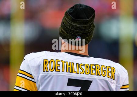 14. Oktober 2018: Pittsburgh Steelers Quarterback Ben Roethlisberger (7) beobachtet das Spiel zwischen den Pittsburgh Steelers und den Cincinnati Bengals im Paul Brown Stadium in Cincinnati, OH. Die Steelers gewannen mit 28:21. Adam Lacy/CSM(Credit Image: &Copy; Adam Lacy/CSM via ZUMA Wire) Stockfoto