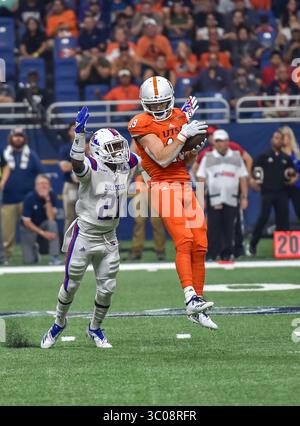 13. Oktober 2018 San Antonio, TX...UTSA Roadrunner Receiver, Blaze Moorhead (19), während des NCAA-Fußballspiels zwischen der University of Texas at San Antonio Roadrunners und den Louisiana Tech Bulldogs in San Antonio, TX. (Absoluter vollständiger Fotograf & Firmenkredit: Joseph Calomeni / MarinMedia.org / Cal Sport Media)(Kreditbild: &Copy; Joseph Calomeni / Marinmedia.Org/CSM via ZUMA Wire) Stockfoto
