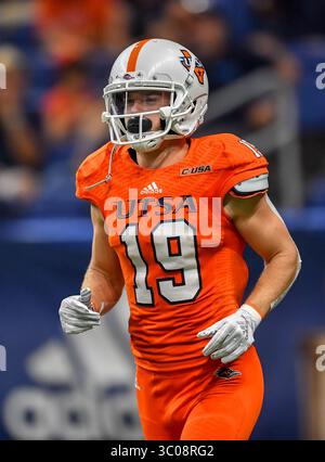 13. Oktober 2018 San Antonio, TX...UTSA Roadrunner Receiver, Blaze Moorhead (19), während des NCAA-Fußballspiels zwischen der University of Texas at San Antonio Roadrunners und den Louisiana Tech Bulldogs in San Antonio, TX. (Absoluter vollständiger Fotograf & Firmenkredit: Joseph Calomeni / MarinMedia.org / Cal Sport Media)(Kreditbild: &Copy; Joseph Calomeni / Marinmedia.Org/CSM via ZUMA Wire) Stockfoto