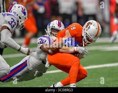 13. Oktober 2018 San Antonio, TX...UTSA Roadrunner Receiver, Blaze Moorhead (19), während des NCAA-Fußballspiels zwischen der University of Texas at San Antonio Roadrunners und den Louisiana Tech Bulldogs in San Antonio, TX. (Absoluter vollständiger Fotograf & Firmenkredit: Joseph Calomeni / MarinMedia.org / Cal Sport Media)(Kreditbild: &Copy; Joseph Calomeni / Marinmedia.Org/CSM via ZUMA Wire) Stockfoto