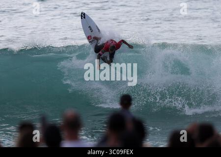 20. Oktober 2018: Peniche, Portugal - Italo Ferreira aus Brasilien in Aktion während der World Surf League MEO Rip Curl Pro Portugal, dem 10. Event der WSL Men's Championship Tour, am Strand von Supertubos in Peniche, Portugal, am 20. Oktober 2018. (Foto: © Pedro Fiuza/ZUMA Wire) Stockfoto