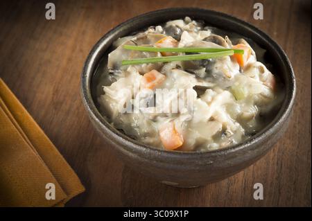September 2017 - Lee's Summit, MO, USA - cremige Hühnchen- und Wildreisssuppe. (Bild: © Tammy Ljungblad/Kansas City Star/TNS via ZUMA Wire) Stockfoto