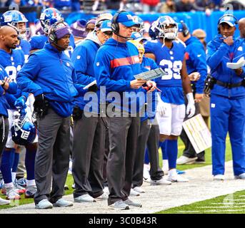 28. Oktober 2018: East Rutherford, New Jersey, USA: New York Giants Cheftrainer Pat Shurmur während der NFL-Action zwischen den Washington Redskins und den New York Giants im MetLife Stadium in East Rutherford, New Jersey. Die Redskins besiegten die Giants mit 20:13. Duncan Williams/CSM(Kreditbild: &Copy; Duncan Williams/CSM via ZUMA Wire) Stockfoto