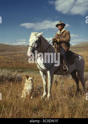 21. August 2018 – Madison County, Montana, USA – Shepherd with His Horse and Dog on Gravelly Range, Madison County, Montana, USA, Russell Lee, Office of war Information, August 1942 (Foto: © JT Vintage/Glasshouse Via ZUMA Wire) Stockfoto