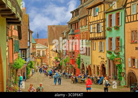 Riquewihr in der Provinz Oberrhein in Ostfrankreich. Stockfoto