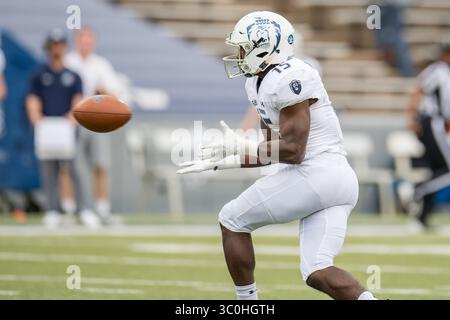 24. November 2018: Die alte Dominion Monarchs Wide Receiver Isaiah Harper (15) macht einen Fang während des 4. Viertels eines NCAA-Fußballspiels zwischen den Old Dominion Monarchs und den Rice Owls im Rice Stadium in Houston, Texas. Rice gewann das Spiel 27 zu 13...Trask Smith/CSM(Credit Image: &Copy; Trask Smith/CSM via ZUMA Wire) Stockfoto
