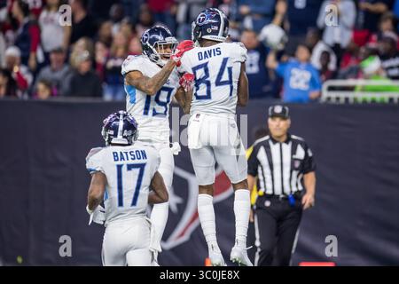 26. November 2018: Tennessee Titans Wide Receiver Corey Davis (84) feiert seinen Touchdown mit Tennessee Titans Wide Receiver Tajae Sharpe (19) während des 3. Viertels eines NFL-Fußballspiels zwischen den Tennessee Titans und den Houston Texans im NRG Stadium in Houston, Texas. Die Texaner gewannen das Spiel 34 zu 17...Trask Smith/CSM (Credit Image: &Copy; Trask Smith/CSM via ZUMA Wire) Stockfoto