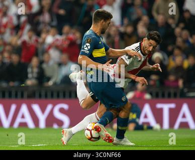 9. Dezember 2018: Madrid, Spanien: Milton Casco von CA River Plate und Lisandro Magallan von CA Boca Juniors während des Spiels zwischen River Plate und Boca Juniors von 2018 Copa Libertadores. Santiago Bernabéu Stadion. Madrid, Spanien - 9 DIC 2018. (Kreditbild: © AFP7 via ZUMA Wire) Stockfoto