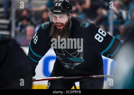 13. Dezember 2018: Brent Burns, Verteidiger der San Jose Sharks, 88 ruft seinen Teamkollegen während des NHL-Spiels zwischen den Dallas Stars und den San Jose Sharks im SAP Center in San Jose, Kalifornien, an. Chris Brown/CSM(Kreditbild: &Copy; Chris Brown/CSM via ZUMA Wire) Stockfoto