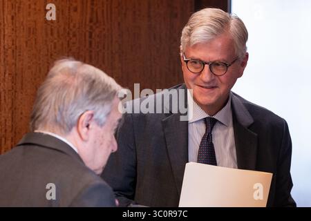 New York, NY, 21. Juli 2025: Jean-Pierre Lacroix, Untergeneralsekretär für Friedenseinsätze, mit UN-Generalsekretär Antonio Guterres nach ihrem Treffen im UN-Hauptquartier gesehen. Quelle: Lev Radin/Alamy News Live Stockfoto