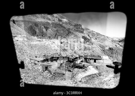 10. Oktober 2017 - Potosi, Region Potosi, Bolivien - die Häuser der Bergleute und ihrer Familien, die sich in unmittelbarer Nähe eines Mineneingangs befinden. (Kreditbild: © Simone Francescangeli/ZUMA Wire) Stockfoto