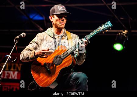 17. Dezember 2018 - Austin, Texas, USA - Granger Smith spielt am 17. Dezember 2018 (17.12.18) eine YEE YEE Merchandise Show in einem Living Spaces in Austin, Texas. Foto von GRANGER SMITH. (Bild: © Michael Mullenix/ZUMA Wire) Stockfoto
