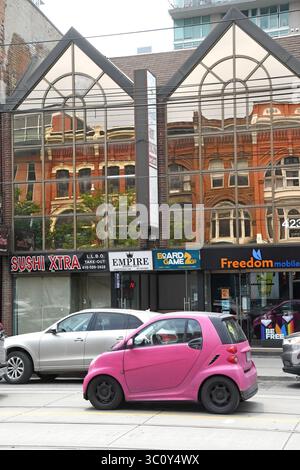 Smart Car in der Innenstadt von Toronto, Kanada Stockfoto