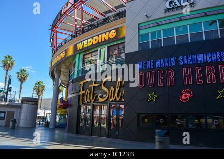 Las Vegas, USA - Juni 2025: Ein Bild von der Fremont Street Experience am Morgen Stockfoto
