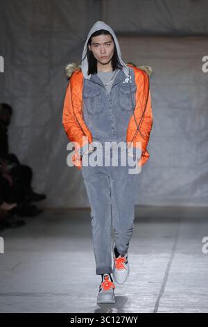 Jon Richmond Fashion SwowMFW Herren Herbst Winter 2019-20, Mailand, Italien, 12. Januar 2019 (Bild: © Canio Romaniello/Soevermedia Via ZUMA Press) Stockfoto