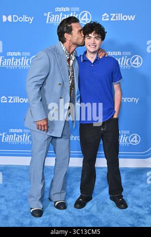 Frank Grillo mit Sohn Rio Grillo bei der Weltpremiere des Kinofilms „die fantastischen vier: Ersten Schritte“ im Dorothy Chandler Pavillon. Los Angeles, 21.07.2025 Stockfoto