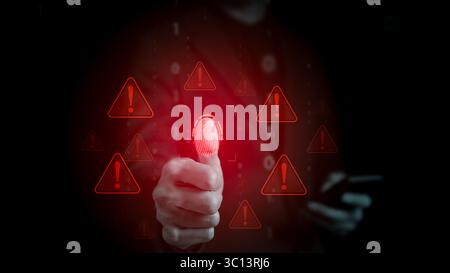 Sicherheitslücke bei Datenmissbrauch. Warnsystem Konzept, System gehackt auf Computernetzwerk, Cyberkriminalität und Virus, schädliche Software, Stockfoto