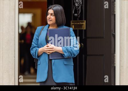 Downing Street, London, Großbritannien. Juli 2025. Shabana Mahmood, Lordkanzlerin und Justizministerin, nimmt an der wöchentlichen Kabinettssitzung in der Downing Street 10 Teil. Quelle: Amanda Rose/Alamy Live News Stockfoto