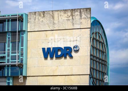 Düsseldorf, Nordrhein-Westfalen, Deutschland - WDR Funkhaus Düsseldorf am neuen Zollhof im Medienhafen. Stockfoto
