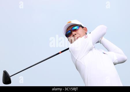 19. Januar 2019 - Singapur - der Jazz Janewattanond of Thailand schlägt auf dem 6. Loch während der dritten Runde der Singapore Open auf dem Serapong Course im Sentosa Golf Club ab. (Bild: © Paul Miller/ZUMA Wire) Stockfoto