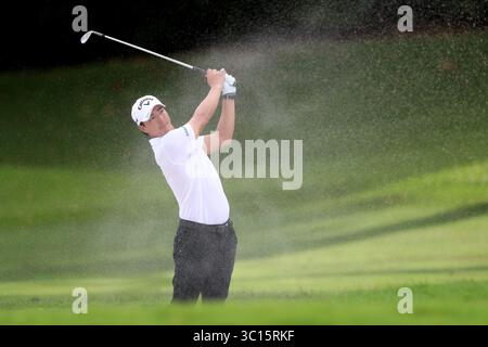 19. Januar 2019 - Singapur - Ryo Ishikawa aus Japan spielt in der dritten Runde der Singapore Open auf dem Serapong-Golfplatz, dem Sentosa Golf Club, einen Schuss auf das 11. Loch. (Bild: © Paul Miller/ZUMA Wire) Stockfoto