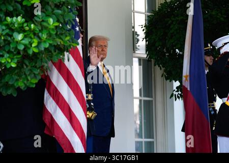 Washington, Usa. Juli 2025. US-Präsident Donald Trump am 22. Juli 2025 im Weißen Haus in Washington, DC, USA. Foto: Yuri Gripas/ABACAPRESS.COM Credit: Abaca Press/Alamy Live News Stockfoto