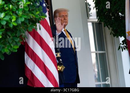 Washington, Usa. Juli 2025. US-Präsident Donald Trump am 22. Juli 2025 im Weißen Haus in Washington, DC, USA. Foto: Yuri Gripas/ABACAPRESS.COM Credit: Abaca Press/Alamy Live News Stockfoto