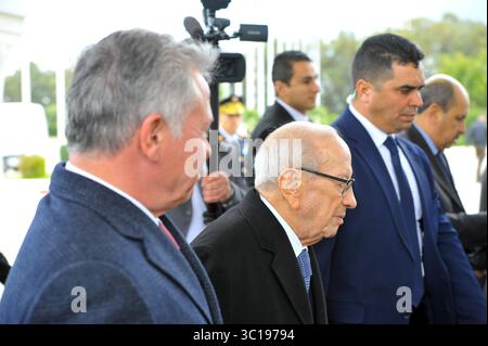 3. Februar 2019 - Tunis, Tunesien - König Abdullah II. Von Jordanien und seine Frau Königin Rania wurden vom Präsidenten der Republik BÃ Caid Essebsi am Flughafen Tunis-Karthago empfangen, der Tunesien für ein paar Stunden besucht, Sonntag, 3. Februar 2019. (Bild: © Chokri Mahjoub/ZUMA Wire) Stockfoto