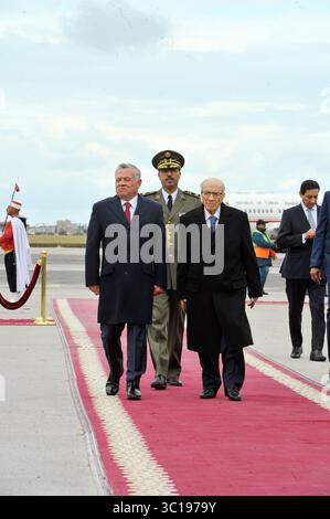 3. Februar 2019 - Tunis, Tunesien - König Abdullah II. Von Jordanien und seine Frau Königin Rania wurden vom Präsidenten der Republik BÃ Caid Essebsi am Flughafen Tunis-Karthago empfangen, der Tunesien für ein paar Stunden besucht, Sonntag, 3. Februar 2019. (Bild: © Chokri Mahjoub/ZUMA Wire) Stockfoto