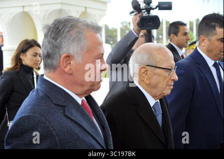 3. Februar 2019 - Tunis, Tunesien - König Abdullah II. Von Jordanien und seine Frau Königin Rania wurden vom Präsidenten der Republik BÃ Caid Essebsi am Flughafen Tunis-Karthago empfangen, der Tunesien für ein paar Stunden besucht, Sonntag, 3. Februar 2019. (Bild: © Chokri Mahjoub/ZUMA Wire) Stockfoto