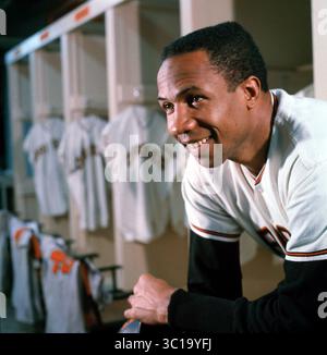 21. September 2004 – USA – Frank Robinson in einem Dateifoto vom 10. April 1966. (Bild: © Richard Stacks/Baltimore Sun/TNS via ZUMA Wire) Stockfoto