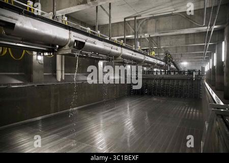 15. November 2016 - Shakopee, MN, USA - der Keimraum in der neuen 68 Millionen Dollar alten Mälzerei bei Rahr Malting Co., einer Produktionsanlage in Familienbesitz in Shakopee, am Dienstag, den 15. November 2016, in Shakopee, Minn. (Kreditbild: Renee Jones Schneider/Minneapolis Star Tribune/TNS via ZUMA Wire) Stockfoto