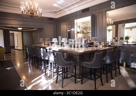 Oktober 2017 - Minneapolis, MN, USA - die Bar in der 510 Lounge. HINTERGRUNDINFORMATION: 510 Lounge in Minneapolis, fotografiert am Donnerstag, 19. Oktober 2017. (Kreditbild: Leila Navidi/Minneapolis Star Tribune/TNS via ZUMA Wire) Stockfoto