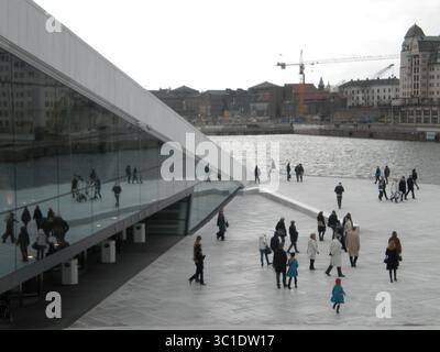 9. Februar 2011 - Foto: Carol Hartman..Norwegen 2010, die neue Skischanze Holmenkollbakken außerhalb von Oslo (Credit Image: Minneapolis Star Tribune/TNS via ZUMA Wire) Stockfoto