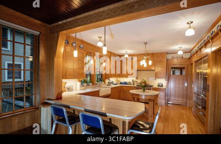 20. September 2018 - St. Paul, MN, USA - die Küche im St. Paul Haus von Chip und Amy Pearson. .... .. – 20. September 2018, St. Paul, MN, Heimstadion von Chip und Amy Pearson, Tudor-Haus des Architekten Franklin Ellerbe (Bild: Carlos Gonzalez/Minneapolis Star Tribune/TNS Via ZUMA Wire) Stockfoto