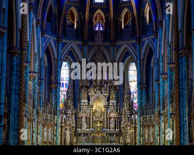 Statuen des Heiligtums in der Kathedrale Notre-Dame, Sussex Drive, Ottawa, Ontario, Kanada Stockfoto