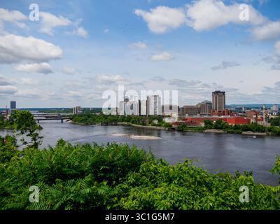 Blick auf den Place du Portage in Gatineau, Québec, Kanada Stockfoto