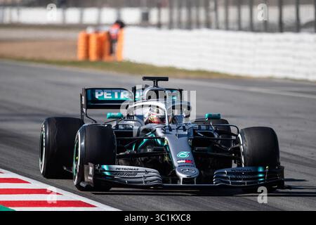 Februar 2019 - Montmelo, BARCELONA, Spanien - BARCELONA, SPANIEN, Februar 2019. #44 Lewis Hamilton Fahrer von Mercedes AMG während des Wintertests auf dem Circuit de Barcelona Catalunya. (Kreditbild: © AFP7 via ZUMA Wire) Stockfoto