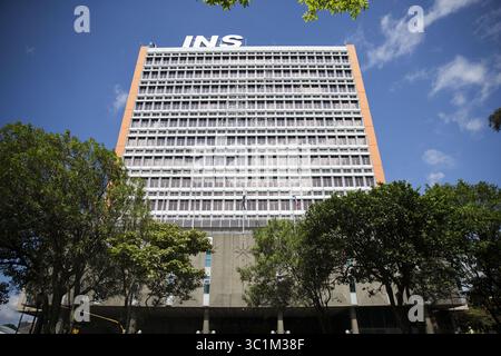 November 2018 - 27112018. San JosÃÂ, Costa Rica. INS, visita al Instituto Nacional de Seguros para observar el como va el cobro del Marchamo 2019. EN la Foto: Fachada del INS FotografÃÂ­a: Alejandro Gamboa Madrigal (Foto: © La Nacion Via ZUMA Press) Stockfoto