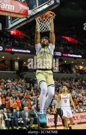27. Februar 2019: Der Georgia Tech Yellow Jackets Stürmer James Banks III (1) stürzt den Ball in der zweiten Hälfte der NCAA-Basketball-Action zwischen den Georgia Tech Yellow Jackets und den Virginia Cavaliers in der John Paul Jones Arena Charlottesville, VA. Jonathan Huff/CSM(Credit Image: &Copy; Jonathan Huff/CSM via ZUMA Wire) Stockfoto